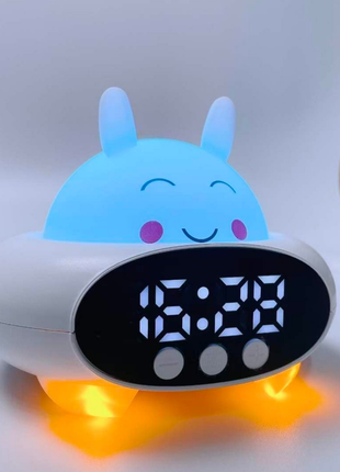 CUTE RABBIT ALM CLOCK WITH BT SPEAKER