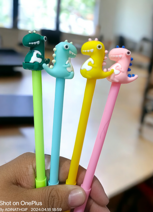 CHARACTER HEAD PENCIL N/E